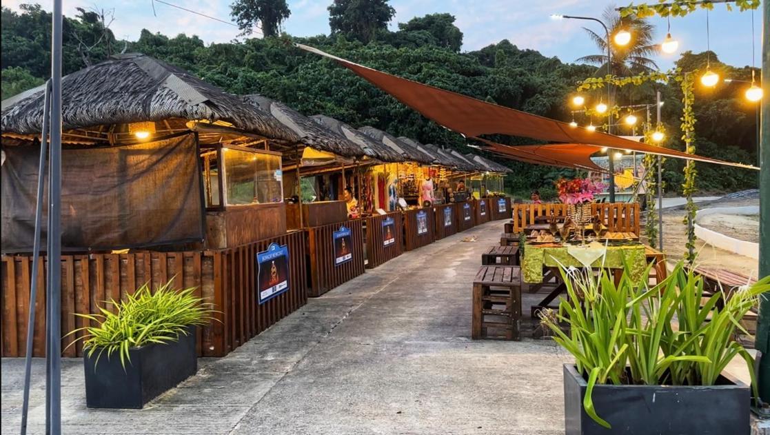 Appartamento Coral Edge @ Boracay Newcoast Yapak Esterno foto