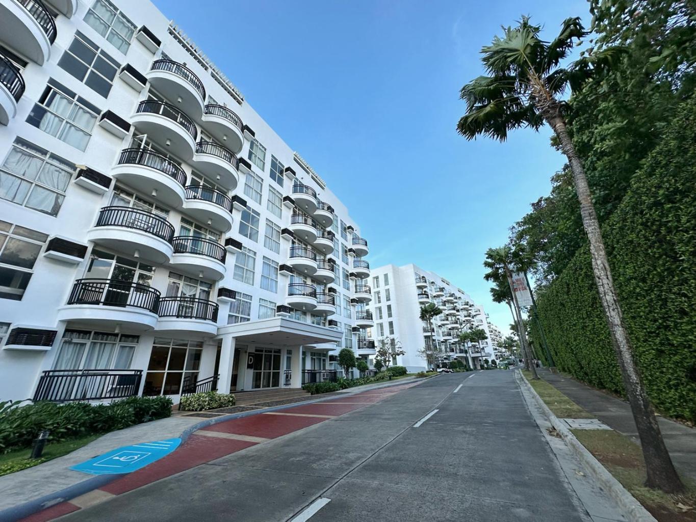 Appartamento Coral Edge @ Boracay Newcoast Yapak Esterno foto